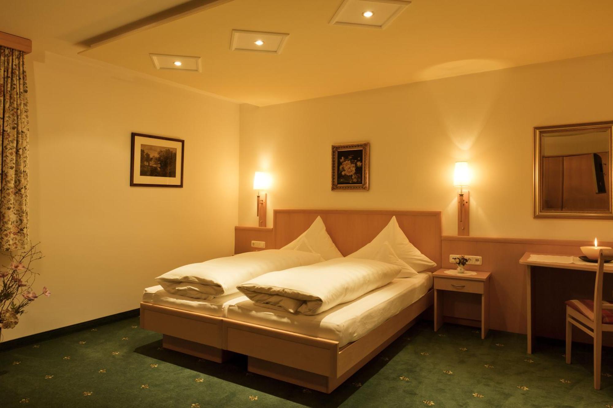 Hotel Angelika Санкт Антон ам Арлберг Стая снимка